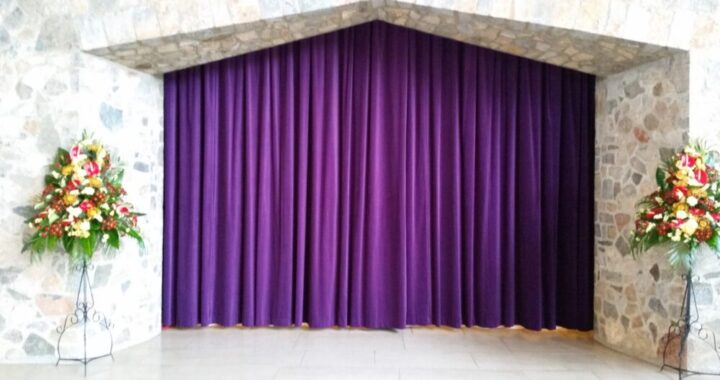 Benefits of Velvet Curtains